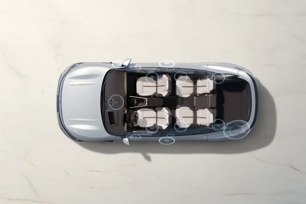 ZEEKR M Automoción - 7gt