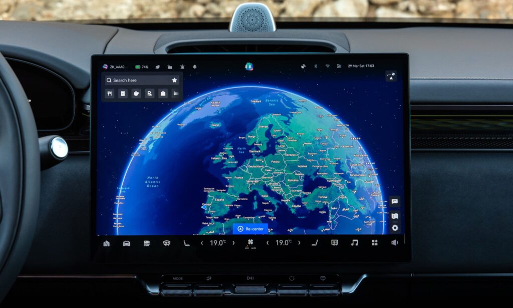 ZEEKR M Automoción - funciones digitales