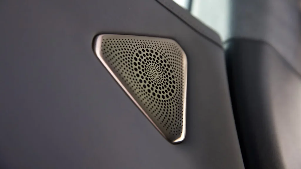 ZEEKR M Automoción - interior - audi inigualable